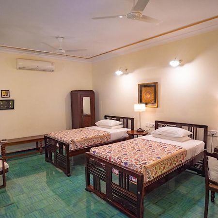 The Bangala Chettinad Hotel Kāraikkudi Exterior foto